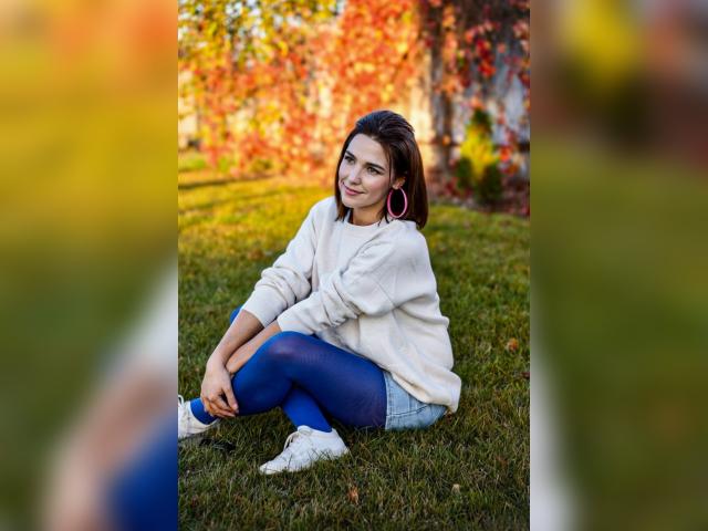 Welcome to cammodel profile for MissMilashka: Dancing
