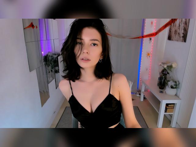 Why not cam2cam with juliettaromani: Ask about my Hobbies