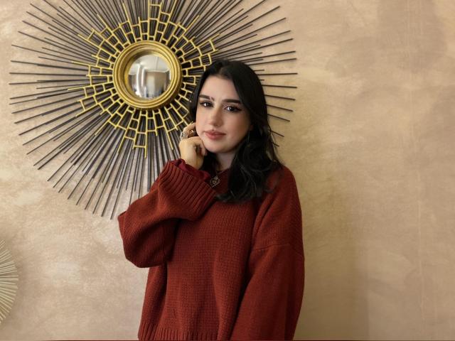 Adult chat with TrishaF73: Nails