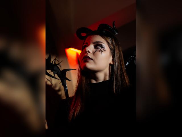 Why not cam2cam with AdellBeautiful: Piercings & tattoos