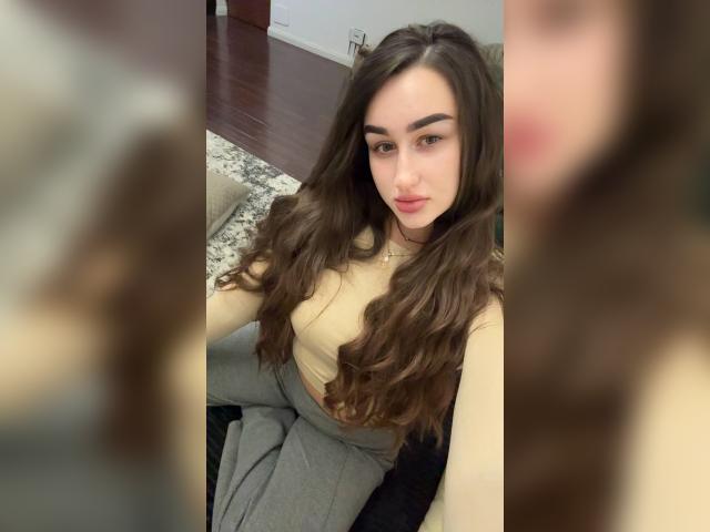 Why not cam2cam with Fortune888: Legs, feet & shoes