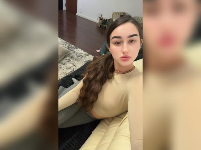 Welcome to cammodel profile for Fortune888: Kissing