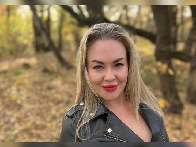 Adult chat with LadyEuphoria37