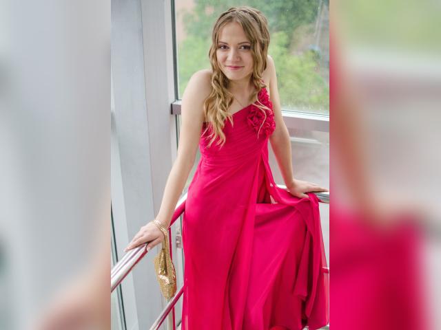 Why not cam2cam with lollyjull: Kissing