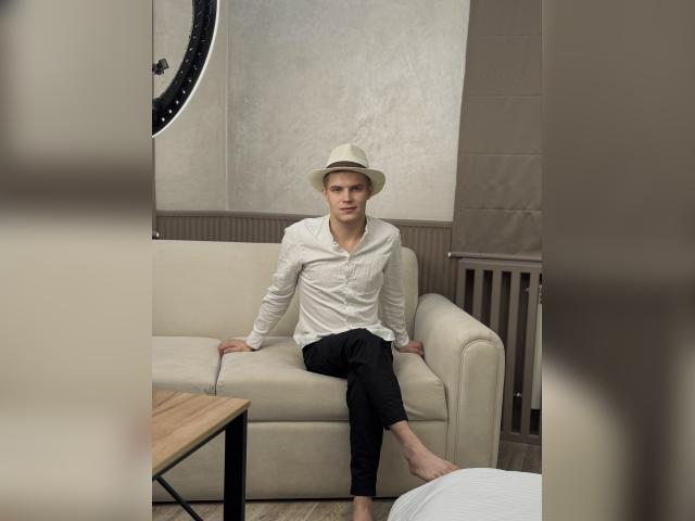 Adult chat with PiterW53: Role playing