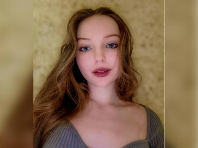 Welcome to cammodel profile for BellaVerde: Dancing