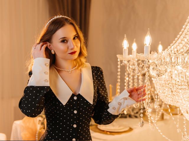 Welcome to cammodel profile for JaniceC51: Nails