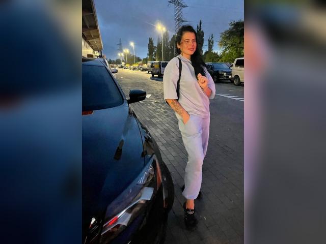 Why not cam2cam with KralyaGret