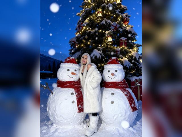 Adult webcam chat with Roxxxy: Legs, feet & shoes