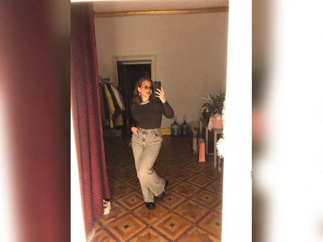 Why not cam2cam with JennyGo: Travel