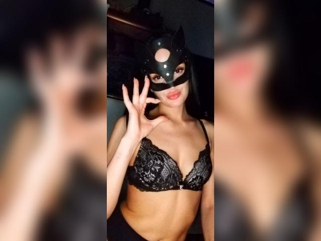 Why not cam2cam with EvelynaRay: Lingerie & stockings