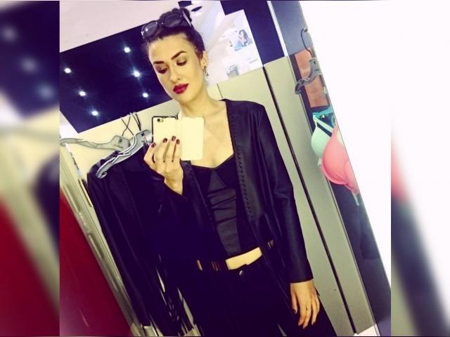 Why not cam2cam with NoirEmpress333: Piercings & tattoos