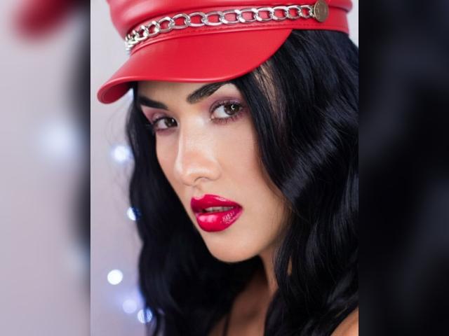 Adult chat with NoirEmpress333: Outfits