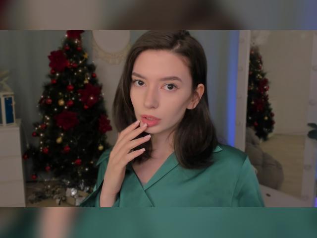 Welcome to cammodel profile for juliettaromani: Books/Reading