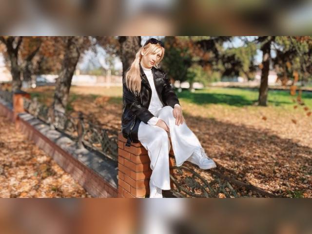 Why not cam2cam with WarmBlonde: Music