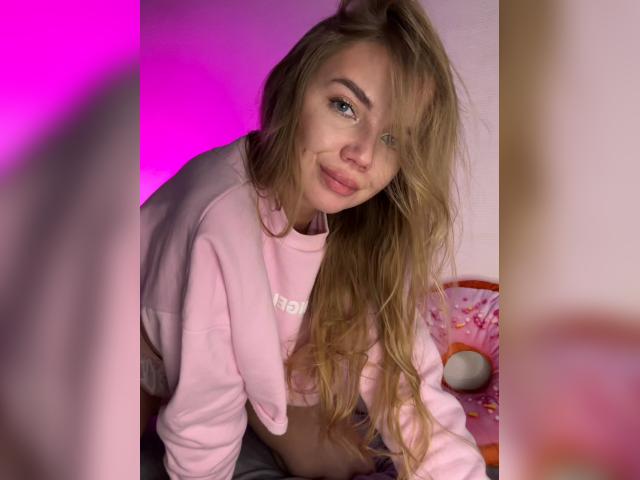 Adult chat with CarrieBradshaww: Outfits