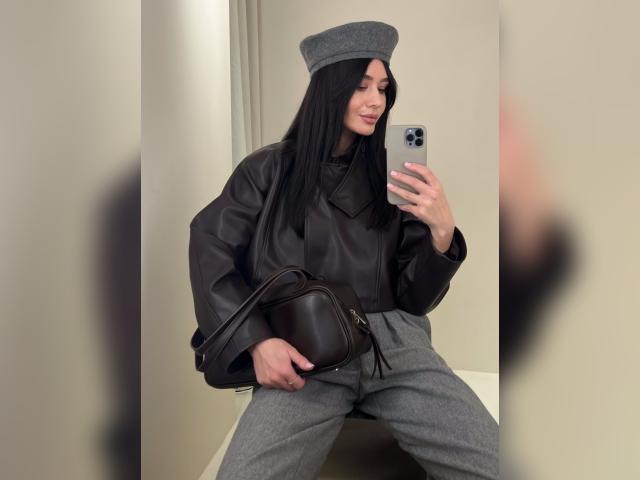 Adult chat with LunoriaMystic