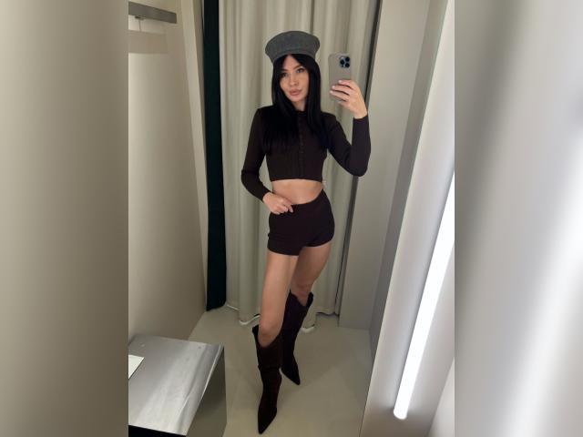 Welcome to cammodel profile for LunoriaMystic