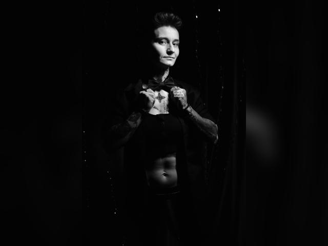 Why not cam2cam with KennyXSX: Legs, feet & shoes