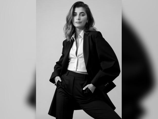 Why not cam2cam with Mia44: Books/Reading