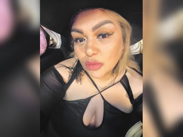 Welcome to cammodel profile for MissTabitha: Leather