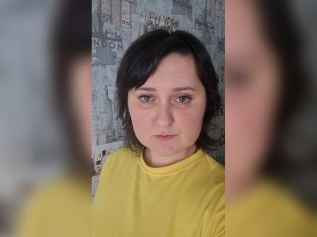 Why not cam2cam with Beyour: Books/Reading