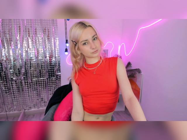 Welcome to cammodel profile for JessieCuti: Lingerie & stockings