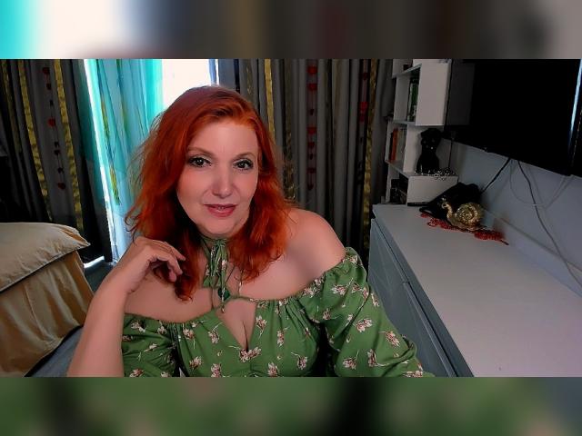 Welcome to cammodel profile for AlmazFireFoxOne: Leather