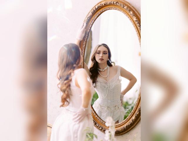 Why not cam2cam with DreamyEva: Conversation