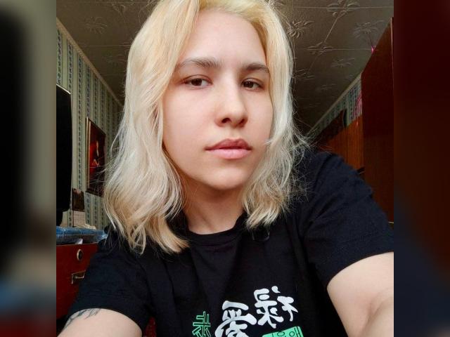 Welcome to cammodel profile for Miiro00: Make up