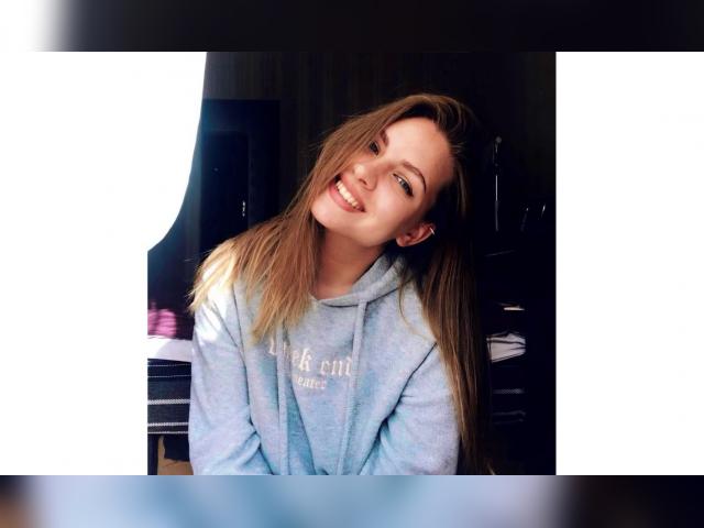 Why not cam2cam with AlexaInlove: Exercise