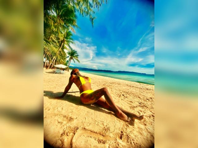 Welcome to cammodel profile for TopDominantTS: Role playing