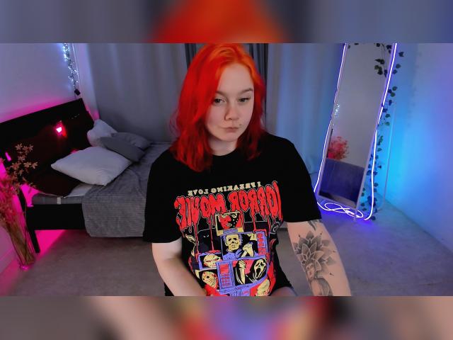 Adult chat with lunaali: Lingerie & stockings