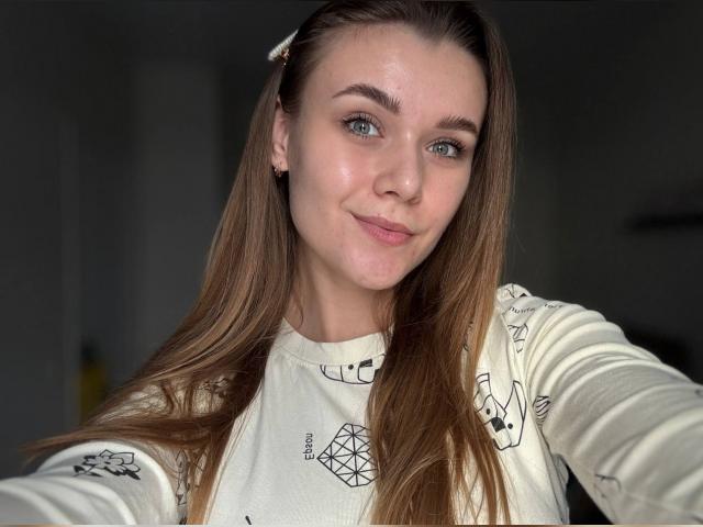 Why not cam2cam with SunnyAlicia24