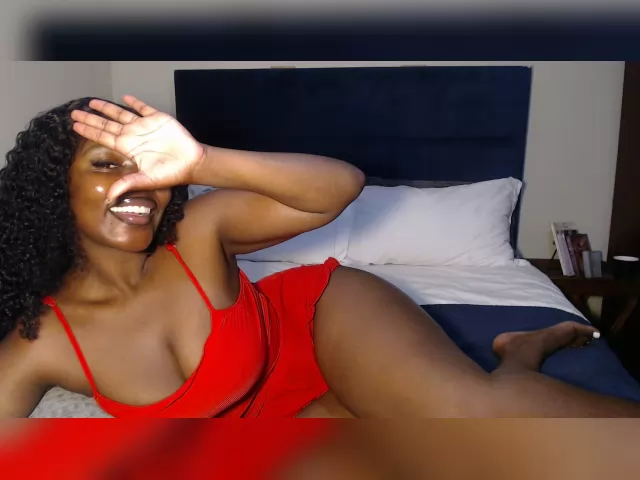 Connect with webcam model LiveSquirter: Legs, feet & shoes
