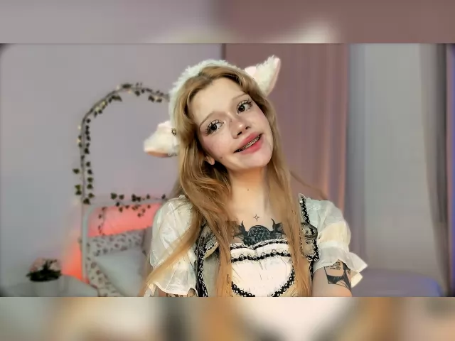 Connect with webcam model SweetMell: Outfits