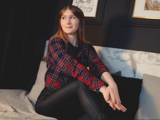 Why not cam2cam with DonnaMilk: Outfits