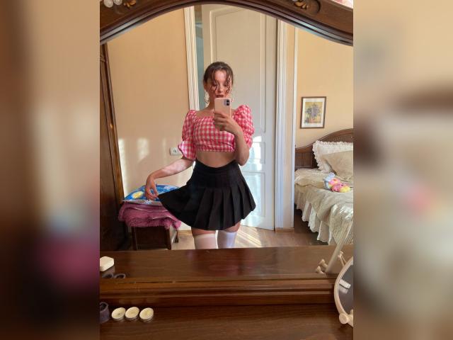 Adult chat with SweetyLeah