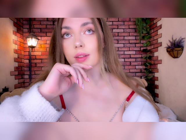 Why not cam2cam with EvaStarXXXX: Piercings & tattoos