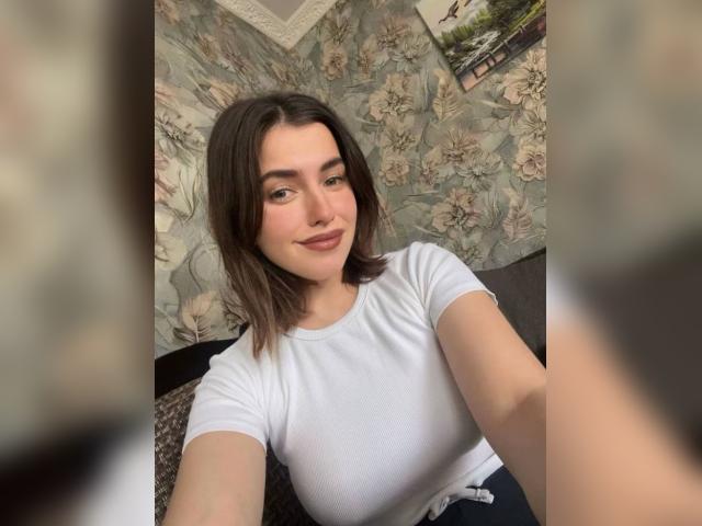 Welcome to cammodel profile for QueenEnergy1