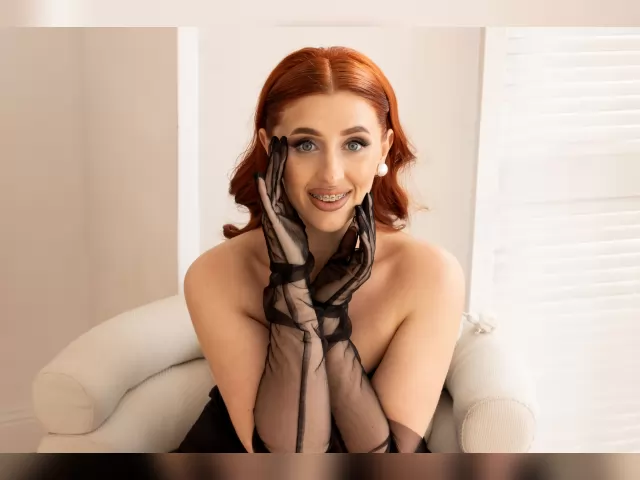 Adult chat with ZoeBurton: Lingerie & stockings