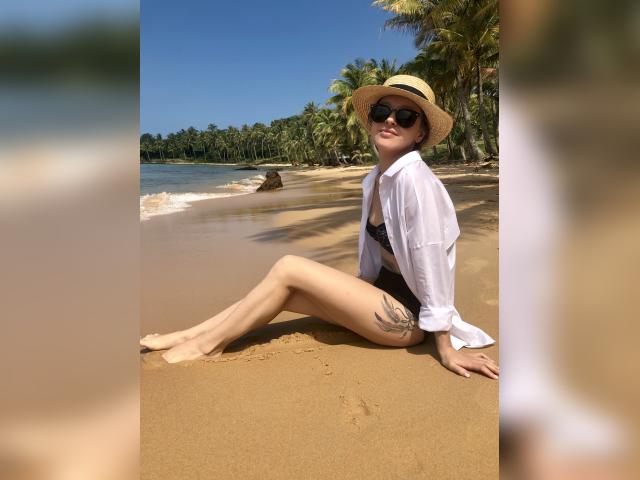 Welcome to cammodel profile for Elymoon: Travel