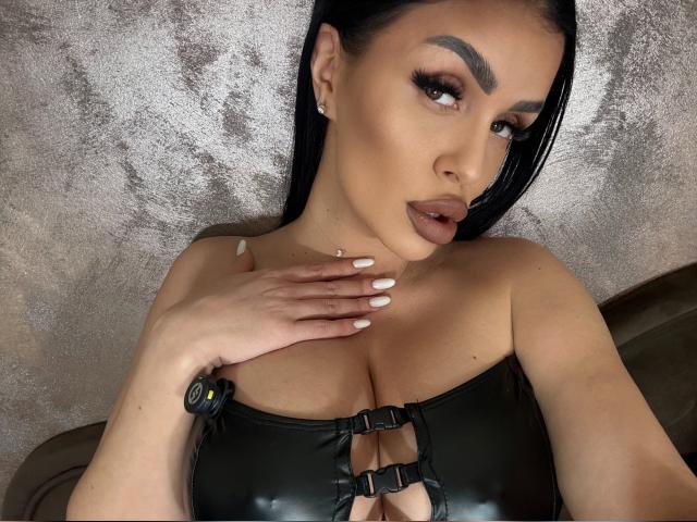 Welcome to cammodel profile for KimRiver: Kissing