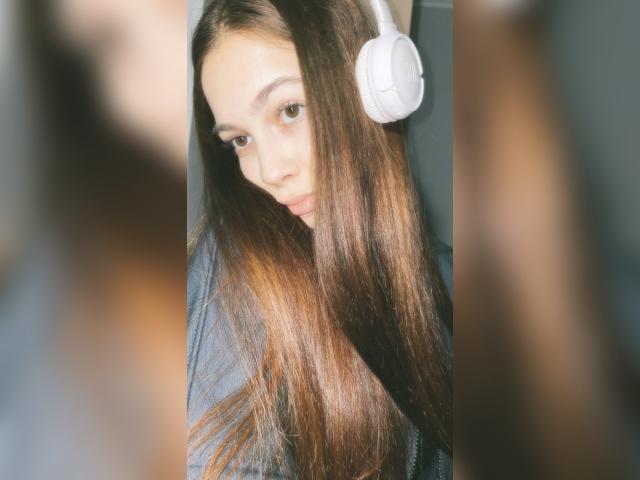 Welcome to cammodel profile for SecretLuna19