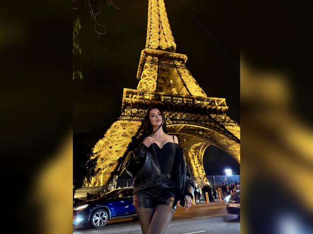 Welcome to cammodel profile for OnlyForLovee: Dancing