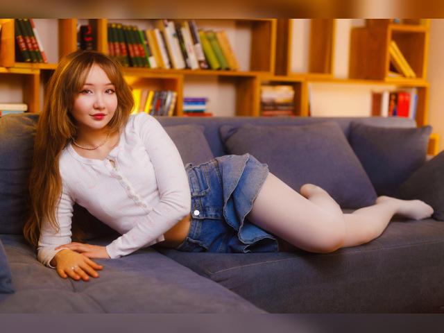 Welcome to cammodel profile for MikuTakashima: Lingerie & stockings