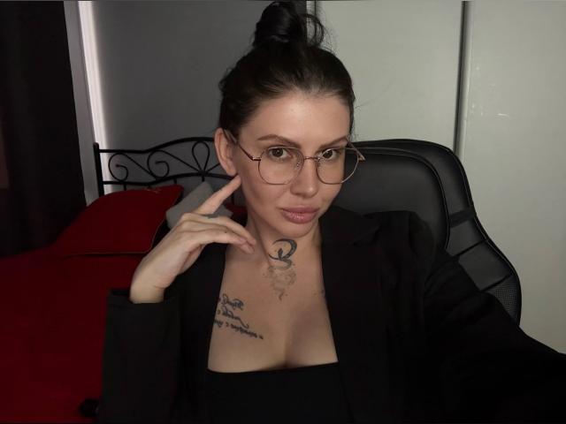 Welcome to cammodel profile for PolliNata: Kissing
