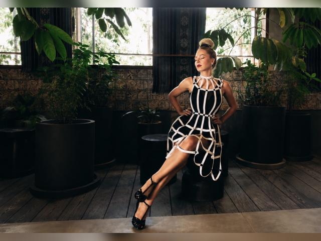 Welcome to cammodel profile for Aureliya: Sports