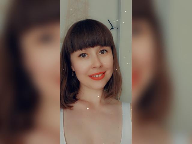 Adult chat with SweetyygirlQ: Glasses