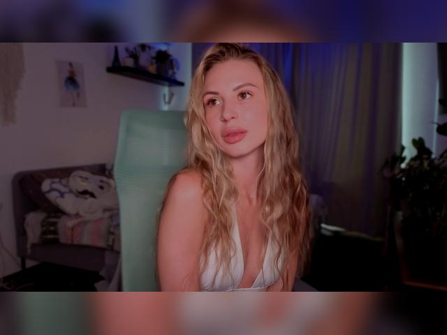 Why not cam2cam with Sp1cyme: Nails